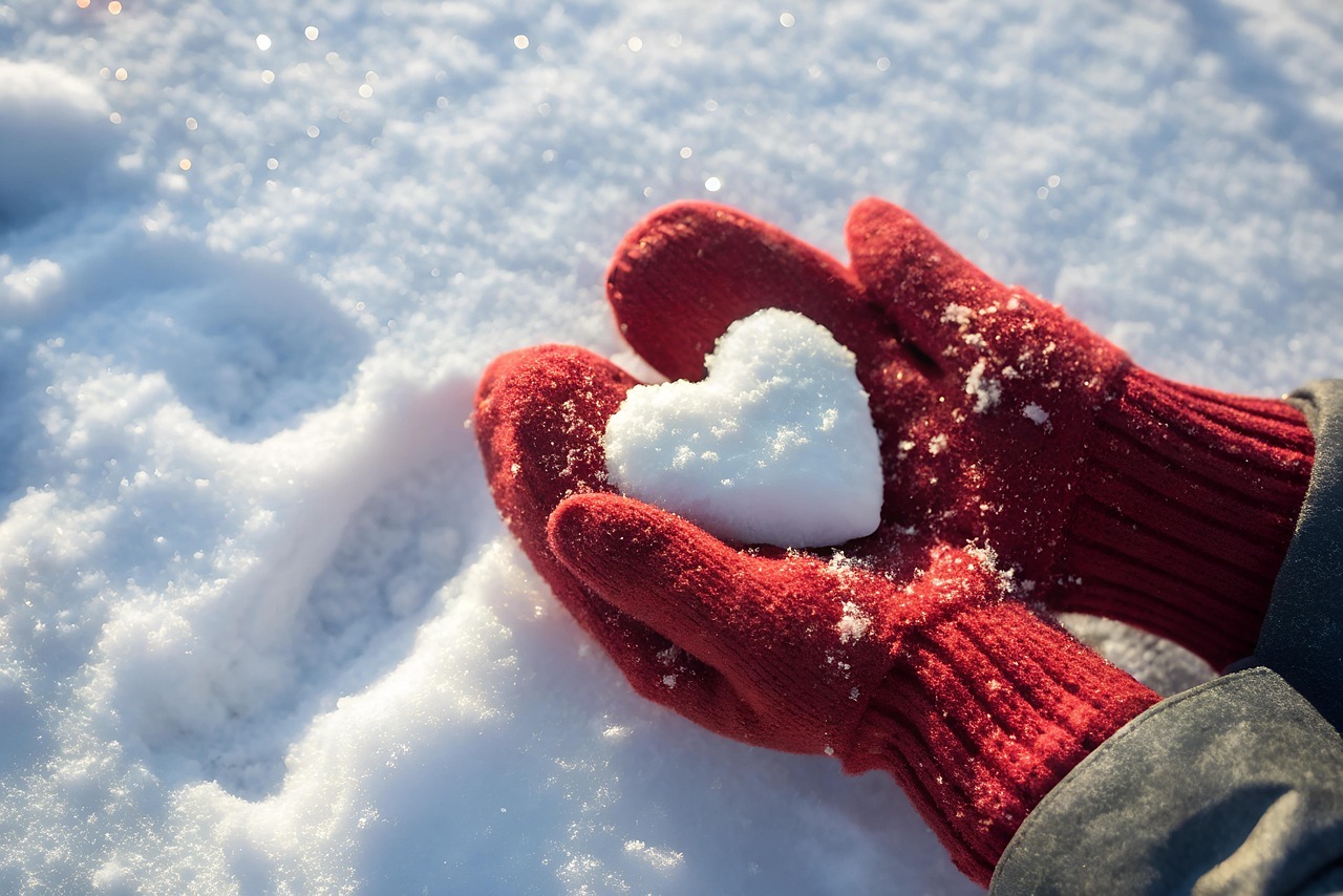 War­um ist Schnee weiß, obwohl Eis durch­sich­tig ist?