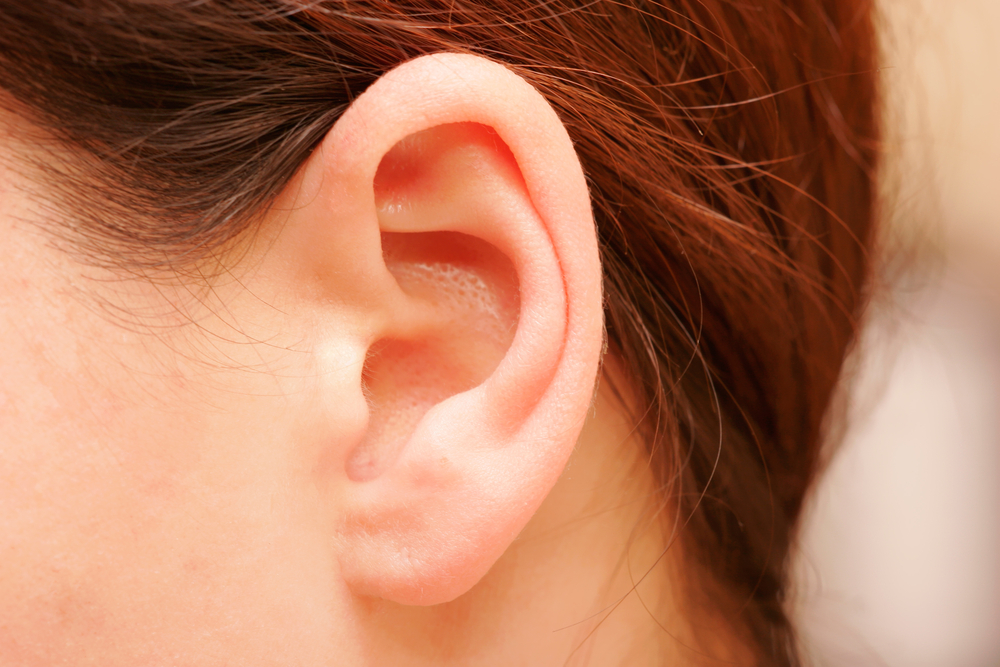 Warum können manche Menschen mit den Ohren wackeln?