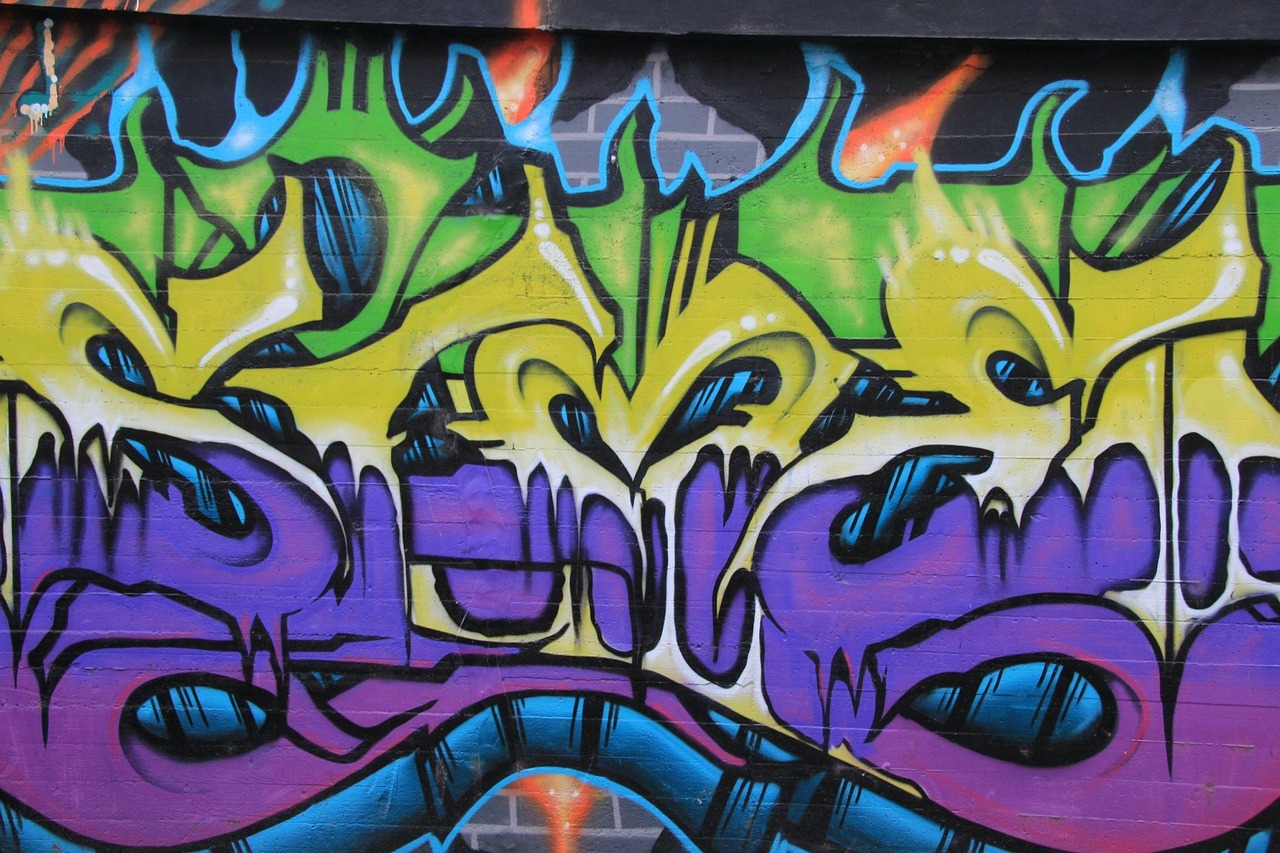 Wie bleibt Graf­fi­ti an der Wand – trotz Regen und Son­ne?